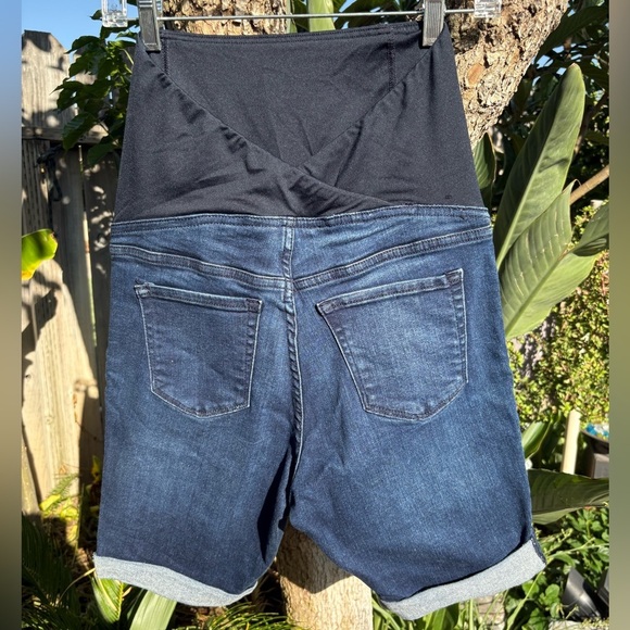 Isabel Maternity Denim Stretch Cuffed Bermuda Shorts Size 6 - Picture 4 of 7